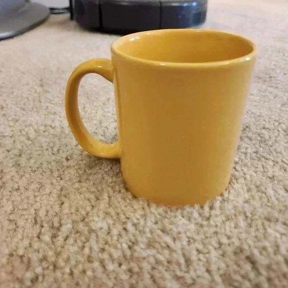 Yellow Coffee Mug Thing 1 Dr Suess Towson University - Picture 2 of 4